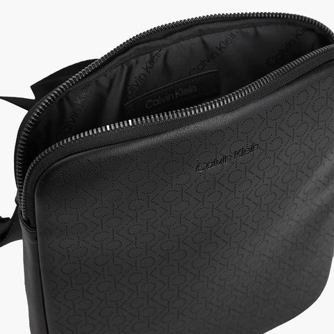 Image of תיק צד קלווין קליין CALVIN KLEIN דגם K50K508760 BAX