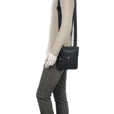 Image of תיק צד טומי הילפיגר TOMMY HILFIGER דגם AM0AM08423 DW5