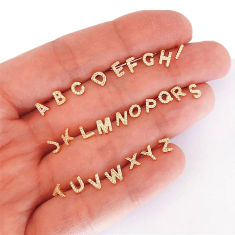 Image of זוג עגילי אות זירקונים מכסף 925 ציפוי זהב