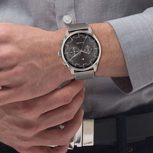 שעון לגבר TOMMY HILFIGER – טומי הילפיגר דגם TH1710421