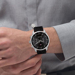 שעון טומי הילפיגר לגבר - TOMMY HILFIGER דגם TH1710424